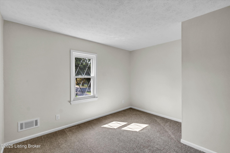 Listing Image 38