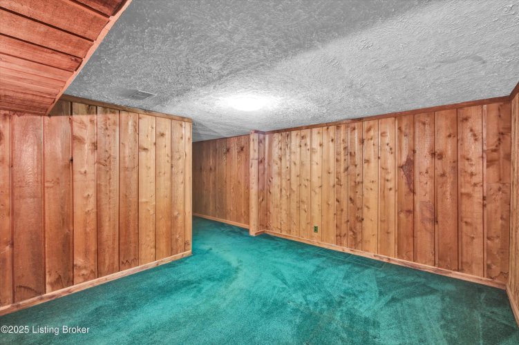 Listing Image 54