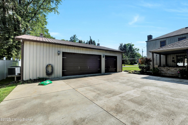 Listing Image 61
