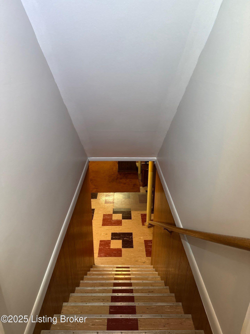 Listing Image 37
