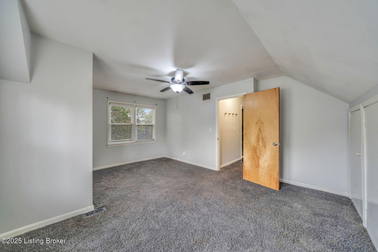 Listing Image 33