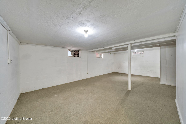 Listing Image 36