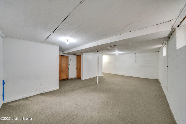 Listing Image 38