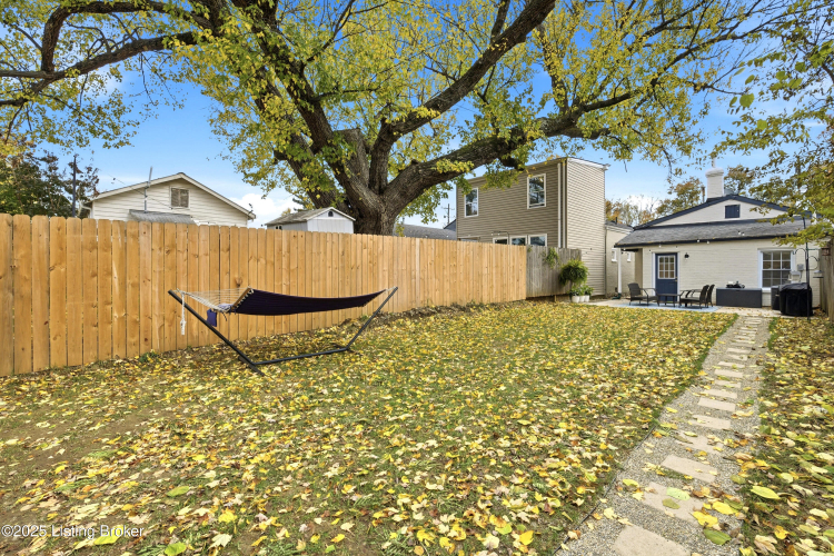 Listing Image 24