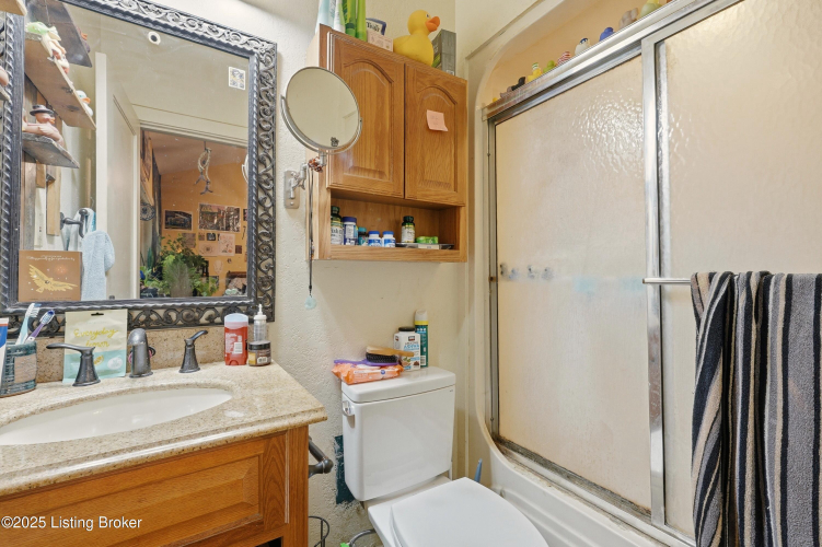Listing Image 23