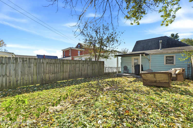 Listing Image 22