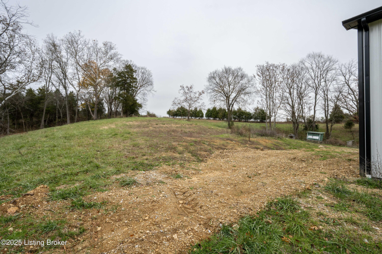 Listing Image 36