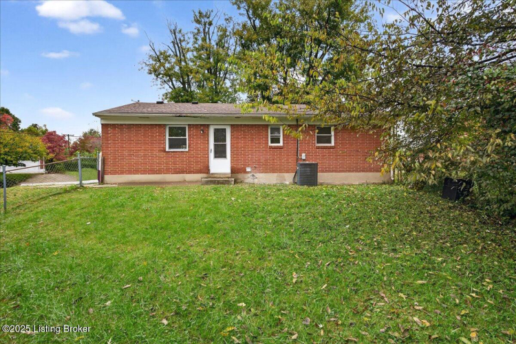 Listing Image 16