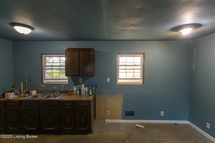 Listing Image 51