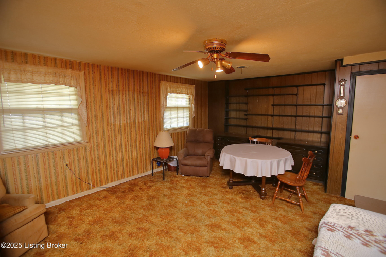 Listing Image 25