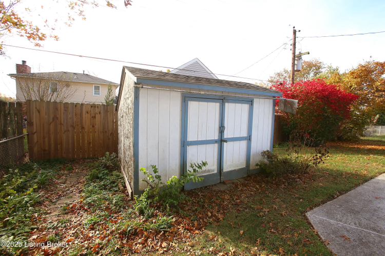 Listing Image 38