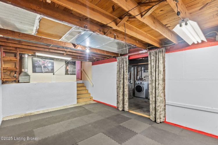 Listing Image 33
