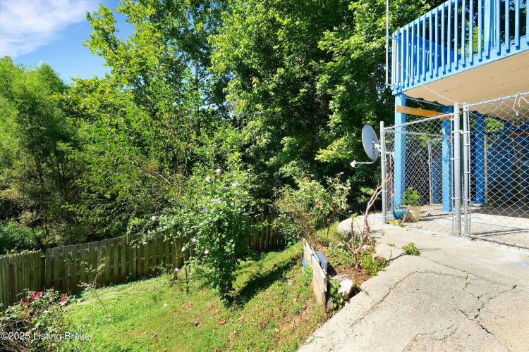 Listing Image 41