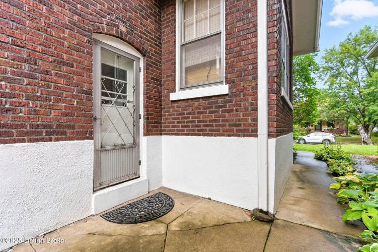 Listing Image 56