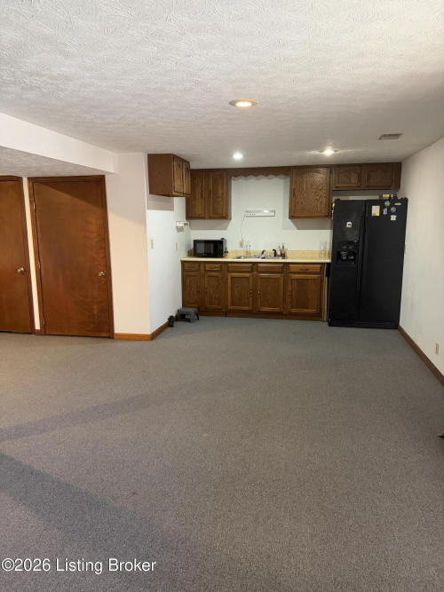 Listing Image 24