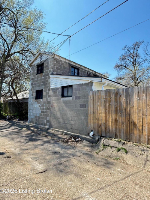 Listing Image 31