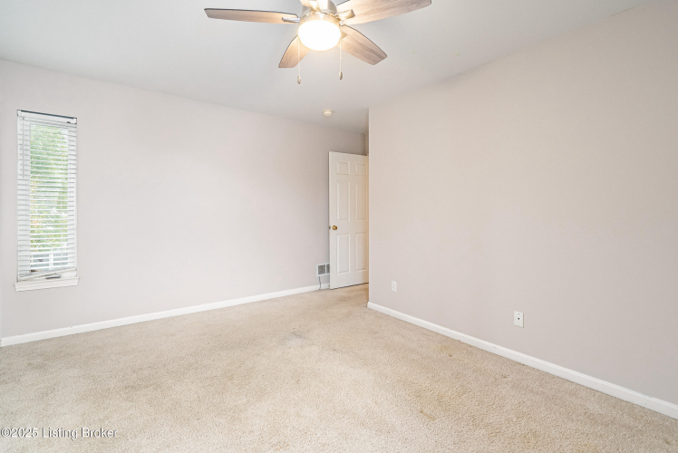 Listing Image 39