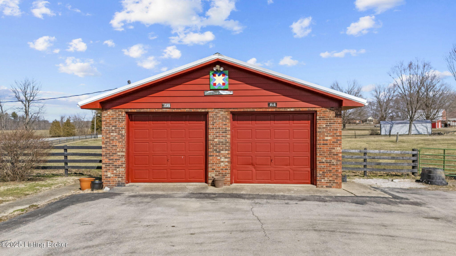 Listing Image 37