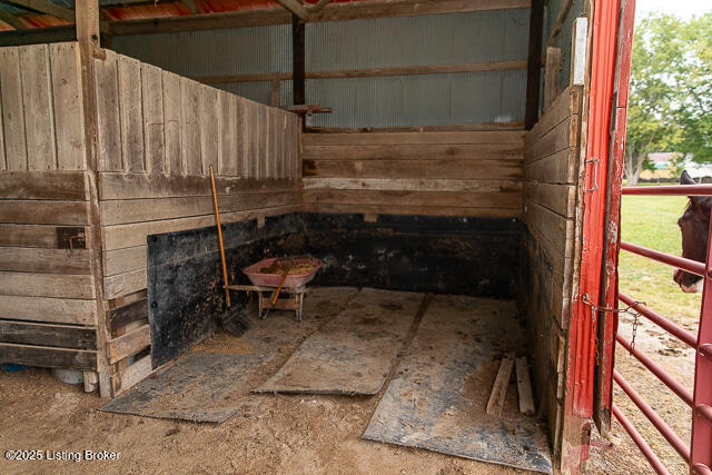 Listing Image 47