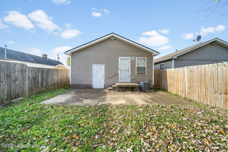 Listing Image 15