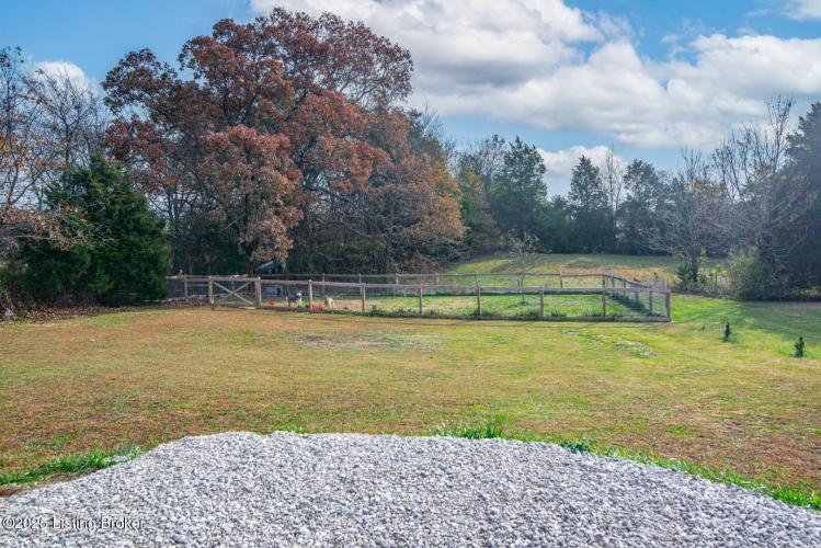 Listing Image 32