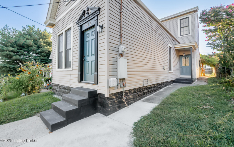 Listing Image 25