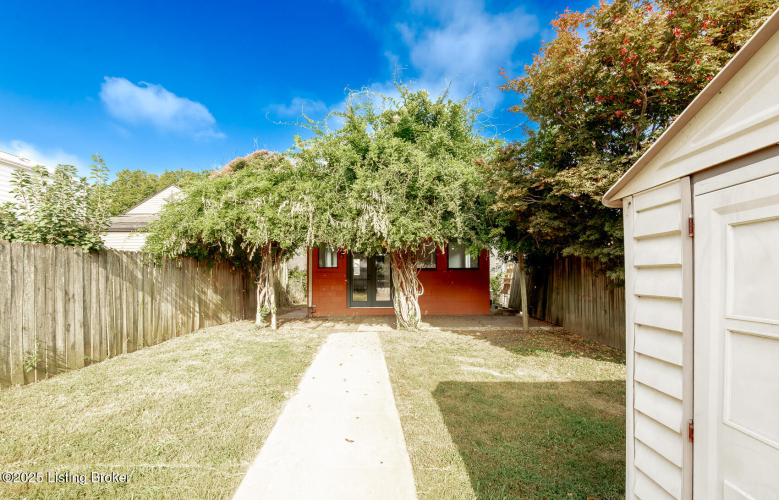 Listing Image 28