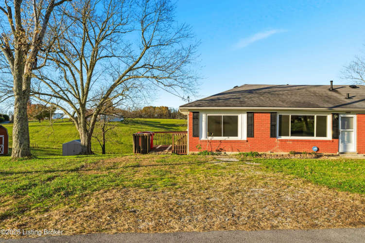 Listing Image 17