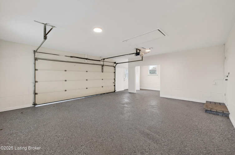 Listing Image 45