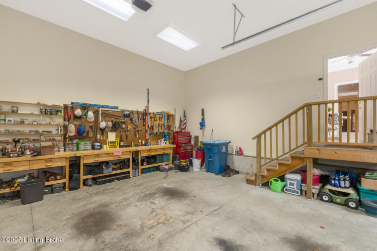 Listing Image 42