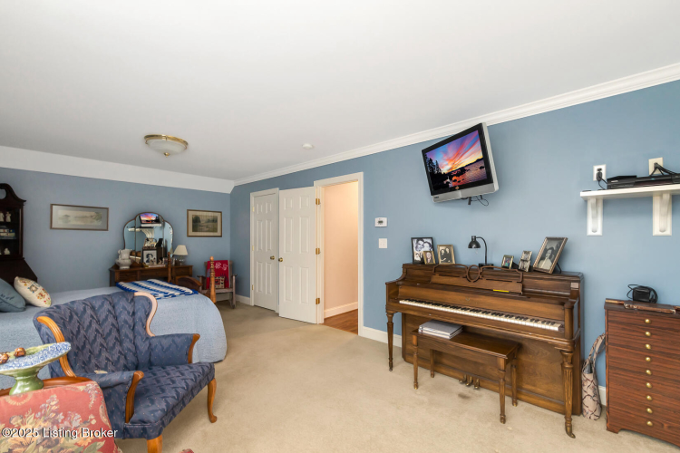 Listing Image 63
