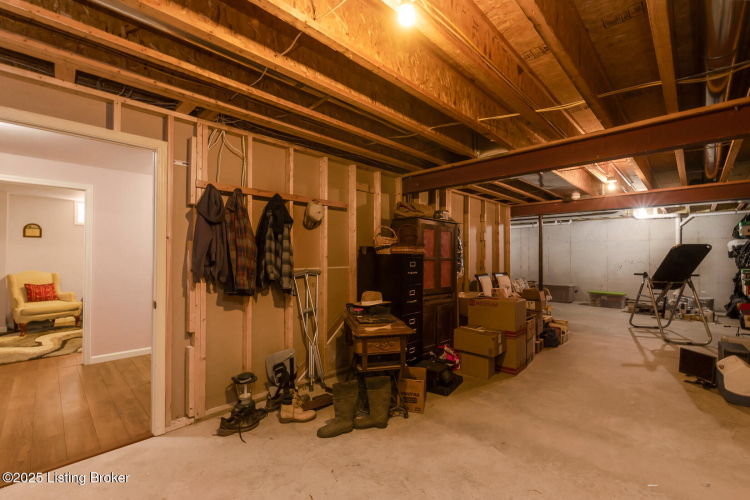 Listing Image 74