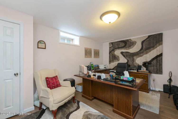 Listing Image 83