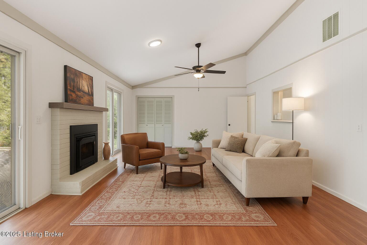 Listing Image 19