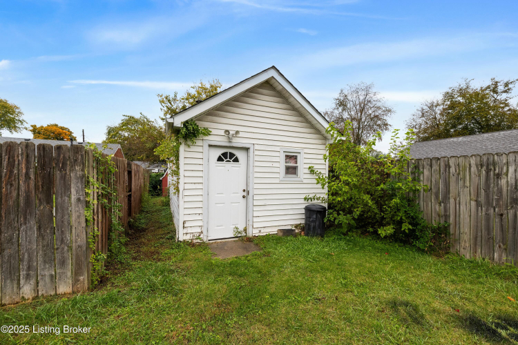 Listing Image 33