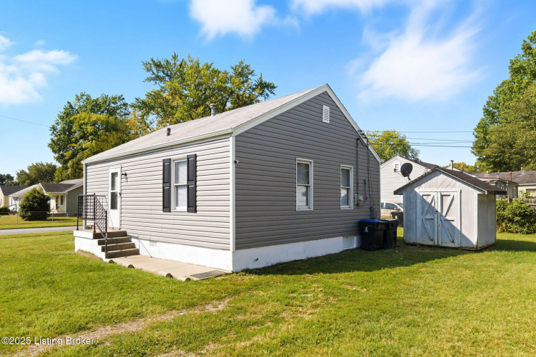 Listing Image 28