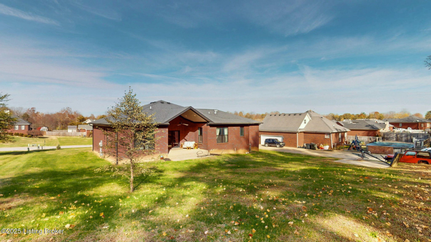 Listing Image 29