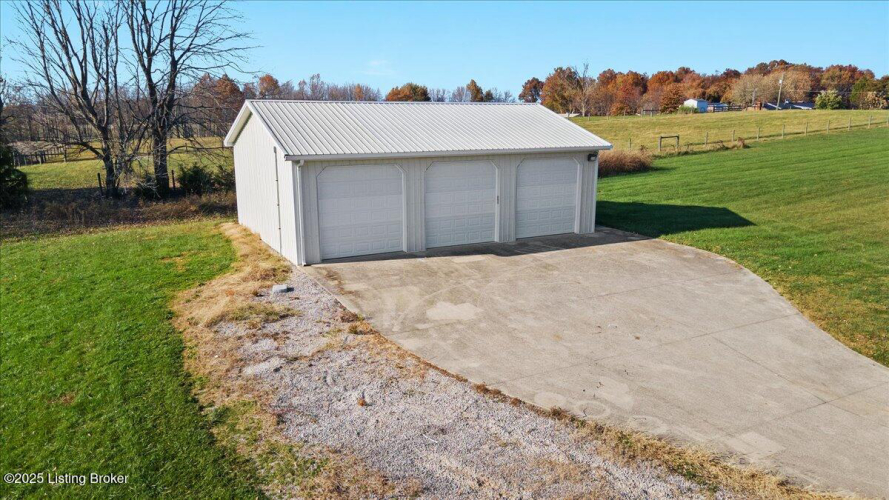 Listing Image 77