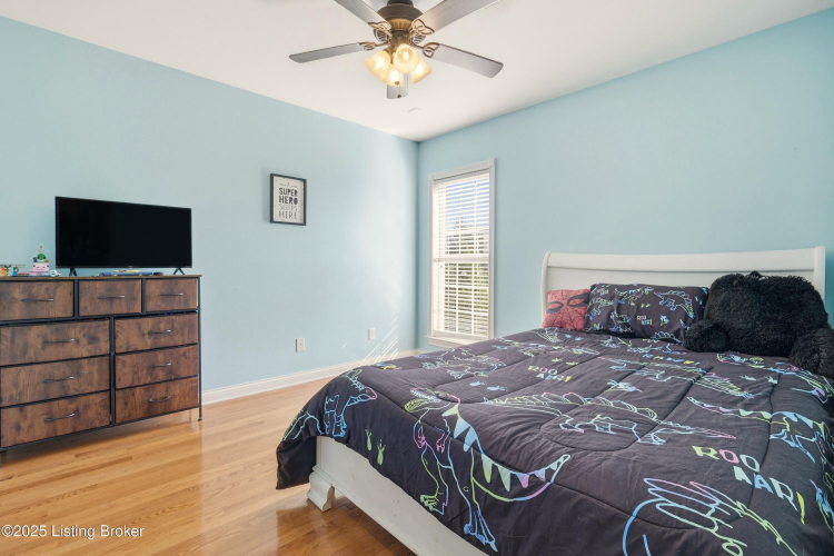 Listing Image 26