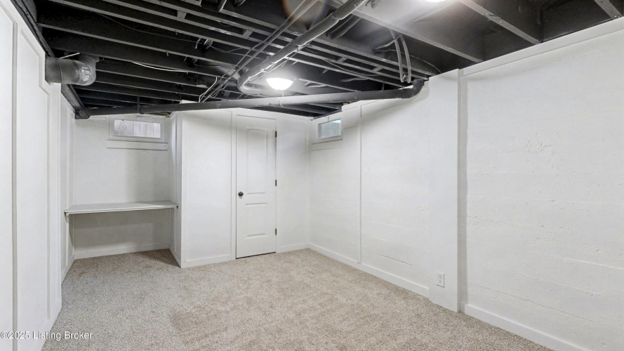 Listing Image 45
