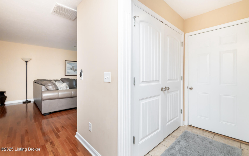 Listing Image 59
