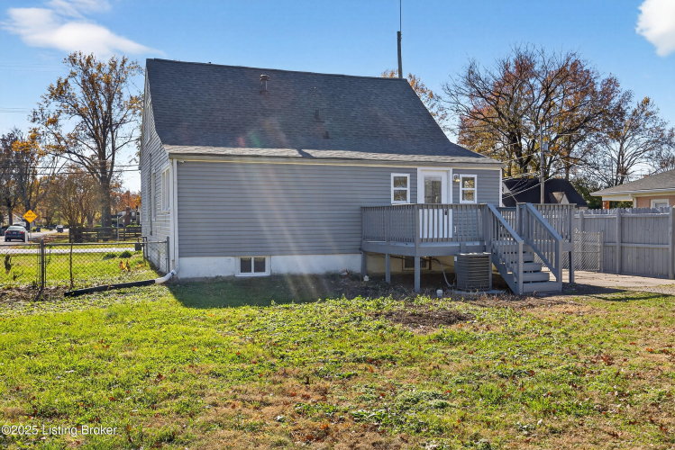Listing Image 33