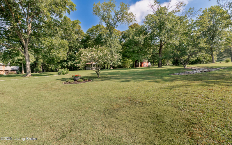 Listing Image 30