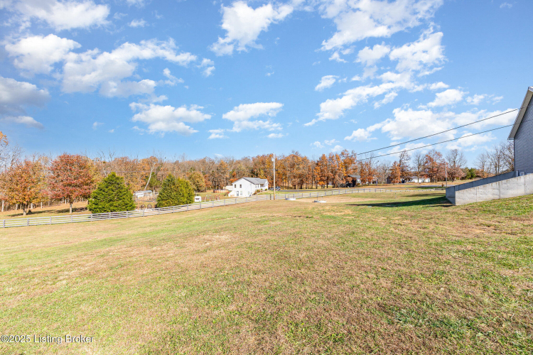 Listing Image 24