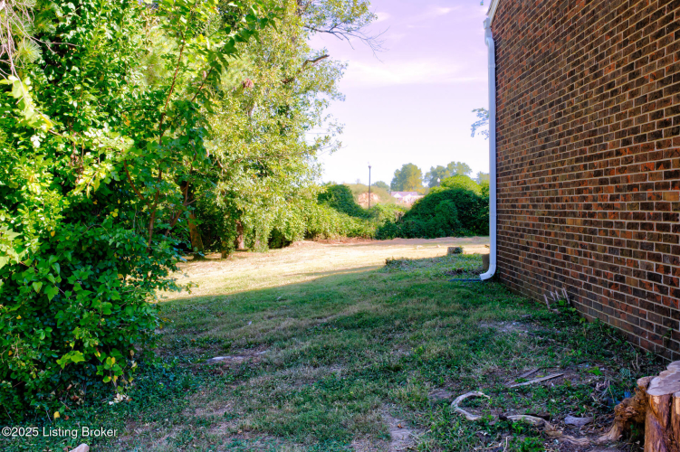 Listing Image 43