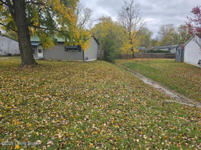 Listing Image 5