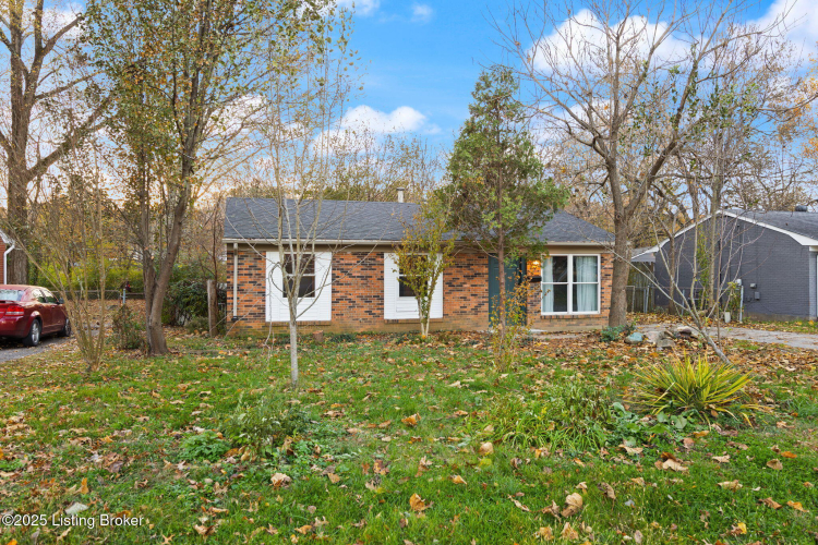 Listing Image 4