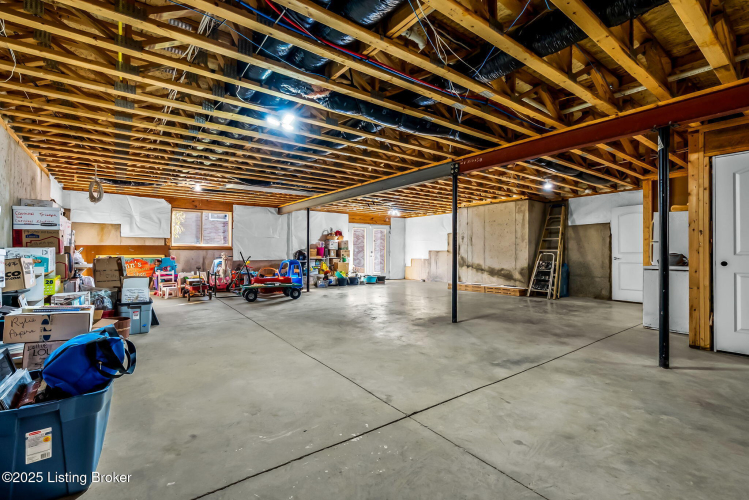 Listing Image 37