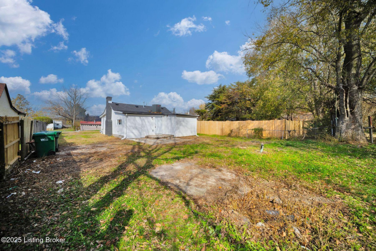 Listing Image 38