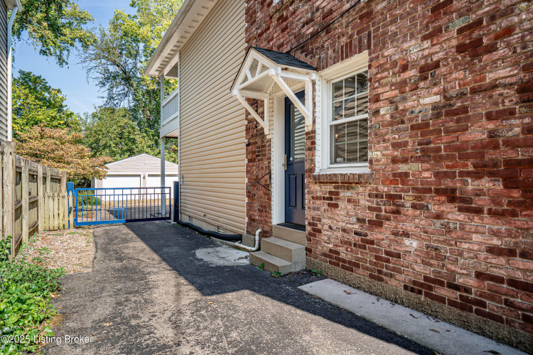 Listing Image 59